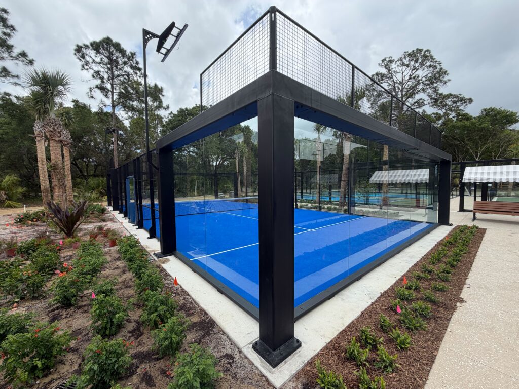 Apogee padel court